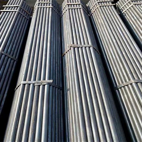 無縫鋼管.jpg 無縫鋼管.jpg